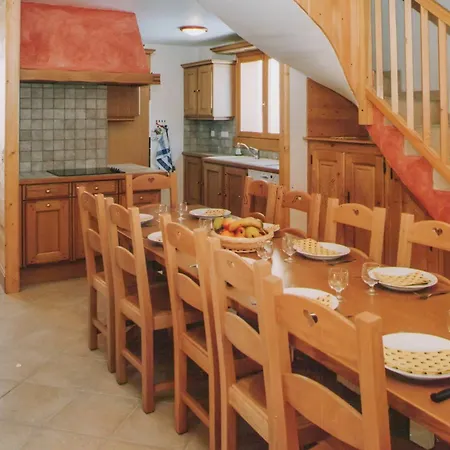 With 5 Bedrooms In Saint-martin-de-belleville, With Wonderfu * Saint-Martin-de-Belleville